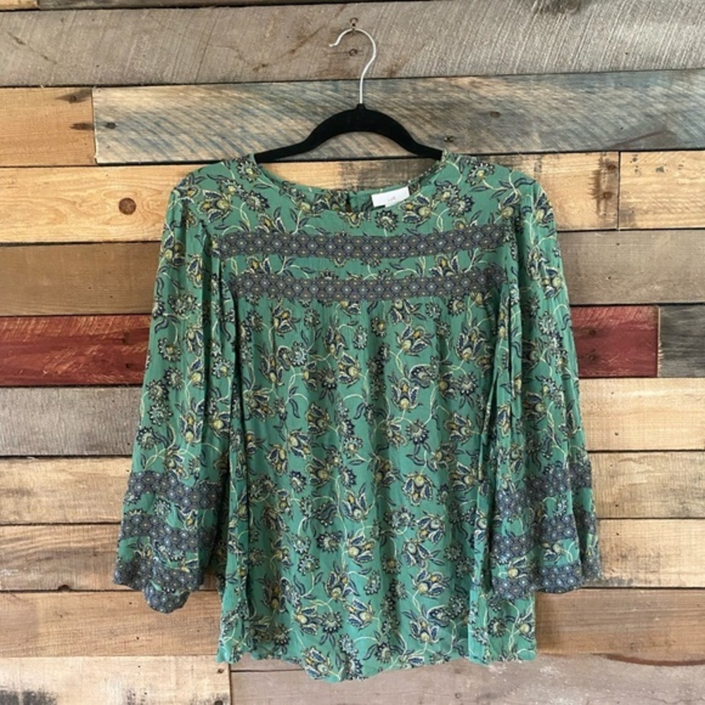 J. Jill Green Floral 100% Rayon‎ Top Size Small